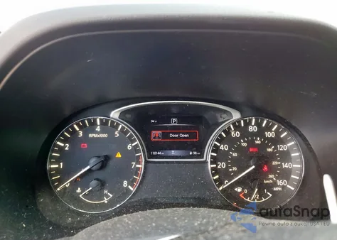 2019 Nissan Pathfinder S z USA, uszkodzony, nr VIN 5N1DR2MN7KC597928